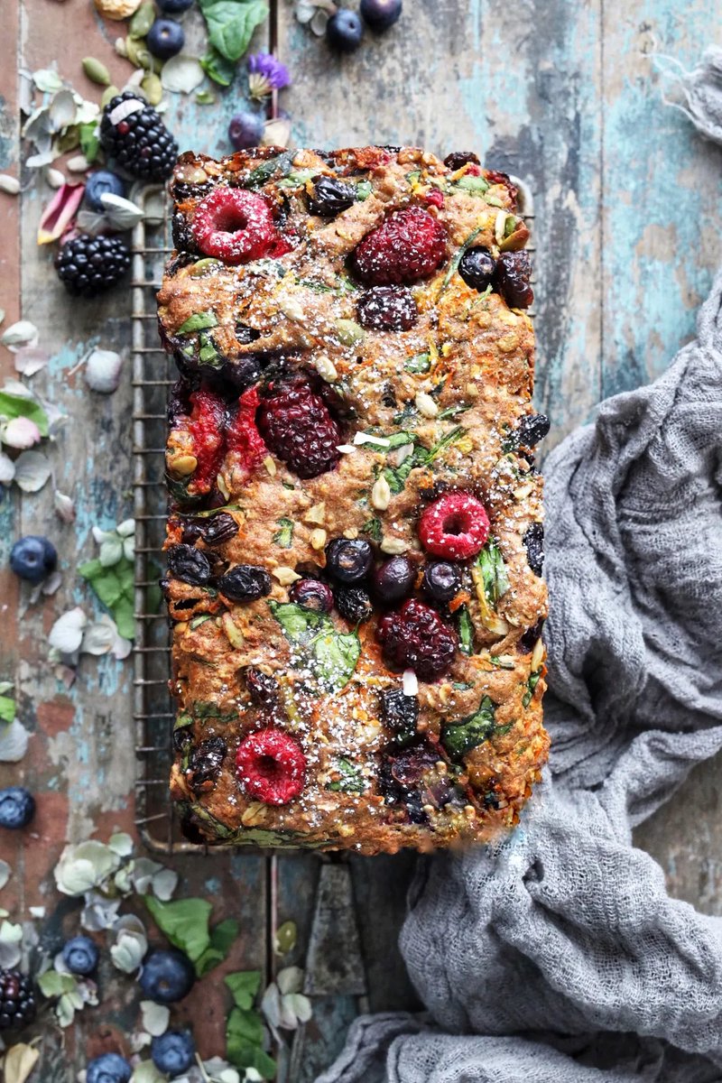 Everything #Vegan Fruit, Veggie & Nut Breakfast Bread ☕️
#VeganFruitBread #VeggieBread #BreakfastLoaf 
#MixedBerries #Raisins #Cranberries #Spinach #Carrots #Apricots #Apple #MixedNuts #VeganBreakfast #Plantbased
simplybeautifuleating.com/2020/02/26/eve…