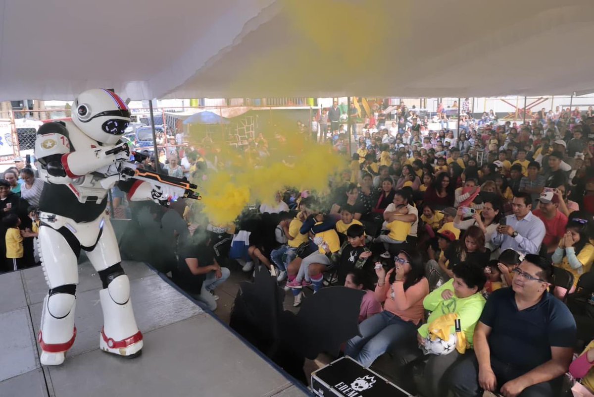 Una vez más, mis niños de Loma del Padre regalándome sonrisas y alegría. Agradezco que son mi motor y mi motivación para seguir trabajando todos los días 🙌🏻🙌🏻🙌🏻.