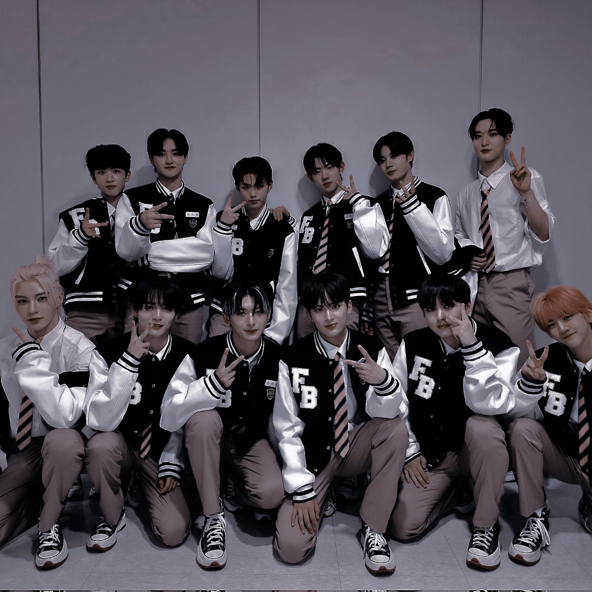 lingqi_debut's tweet photo. ﹙✨﹚  𝇈⃘  𝆬ㅤ꯭𝐅𝐀𝐍𝐓𝐀𝐒𝐘 𝐁𝐎𝐘𝐒 !  ♡̶゙
as dragon ball characters (sayajins) !!
— thread

#FANTASYBOYS https://t.co/vKFfRxp1hp