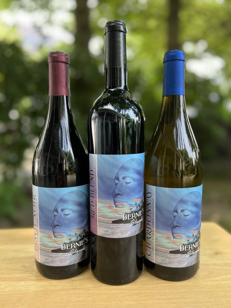 So excited to be teaming up with @millbrookwinery for a concert this Sat June 17 as well as unveil my three new Bernie’s Blend wines. Have an amazing band - led by @danorlandomusic @joepiteo @kipsophos @pizaerik & the legend Richie Cannata ! Tickets - millbrookwine.com/bernie-williams