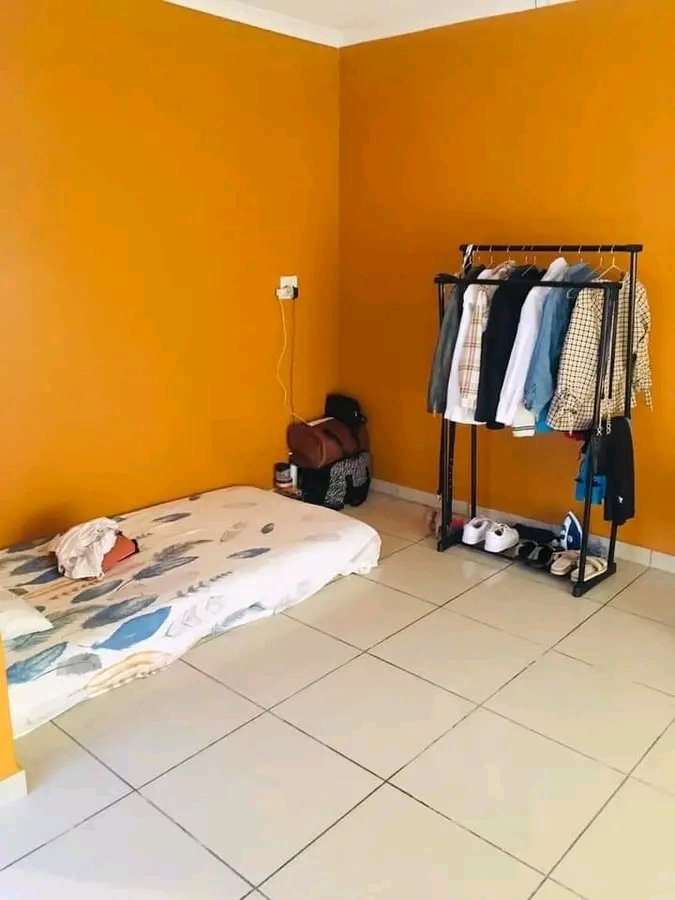 kat_festo's tweet photo. 🥂to the Humble beginnings and the ladies who visit and keep with us when we live such lives, you are the wives we can keep.

Unfortunately, it's only 1 in 10 guys that can live like this and still date a Ugandan Girl. https://t.co/DNHVjZm9cp