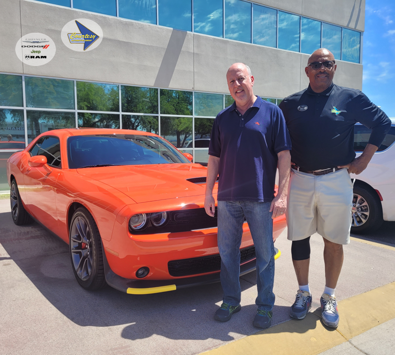 CourtesyCDRSS's tweet image. Excited 😀 Anthony Peper flew in from Reno for a great deal on this #GoMango 2023 #DodgeChallenger, assisted by Marvin Read. Interested in a quality #CourtesyCDJRSuperstitionSprings vehicle, call Marvin at 480-569-2991. #TheCourtesyWay #CourtesyCDRAZ #Challenger #Marvin4aCDJR