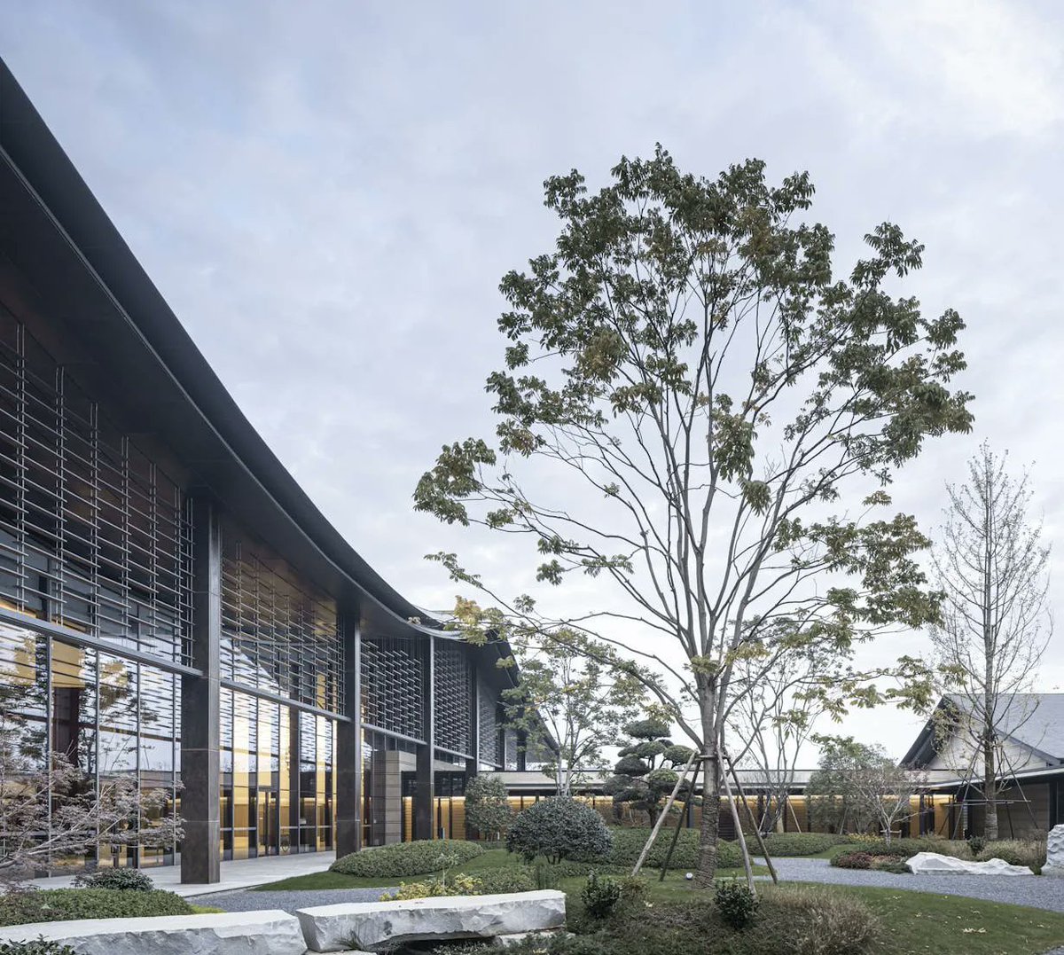 archinect's tweet photo. Jinhua Asian Games Sub-Village by gad #ArchinectProjects 📸 YAO LI and Bowen Hou 

Project details at https://t.co/sZsxJAkiq5 https://t.co/jlD8aP4eB6