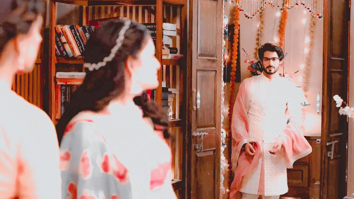 fluffy_cookiii's tweet photo. His entry totally gives dulhan hum le jayenge wala feel🫶🥹

#YehHaiChahatein #NayAt #AbrarGun #RuShab https://t.co/iOR76g5fzJ