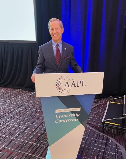 JeffersonJCPH's tweet photo. 👏Congratulations to our Founding Dean Emeritus @nashpophealth for receiving the American Association for Physician Leaders Lifetime Achievement Award @PhysiciansLead! 🥇 
#AAPLeadershipConference https://t.co/CwIGSRmCfu