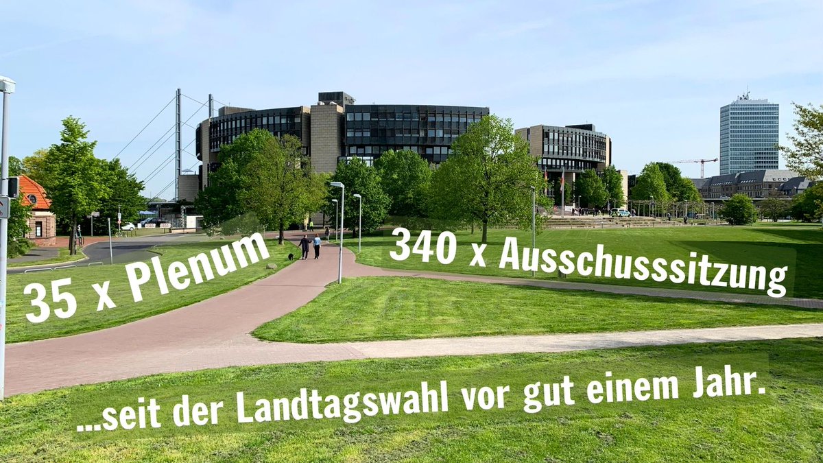 #Landtagswissen: Seit der #Landtagswahl vor gut einem Jahr hat der #ltnrw insgesamt 35 Mal im #Plenum getagt. Darüber hinaus haben sich die #Abgeordneten in der 18. Legislaturperiode bislang zu rund 340 #Sitzungen in #Ausschüssen getroffen.  #throwbackthursday