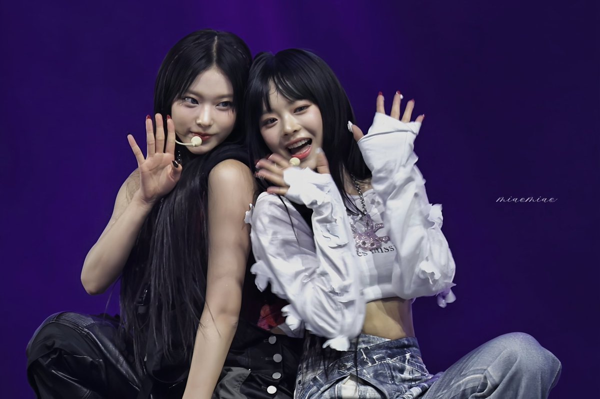 newjeans_loop's tweet photo. Kittyz 

#뉴진스 #NewJeans #하니 #해린 #Hanni #Haerin #WeverseConFestival https://t.co/NrZnzOt18M