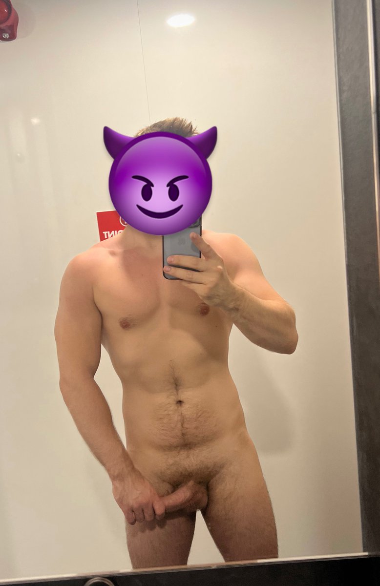 Blazejpas's tweet photo. Happy Sunday 🥵😈 
#bottom #gaylokal  #bottomgay https://t.co/sovTRtmuk2
