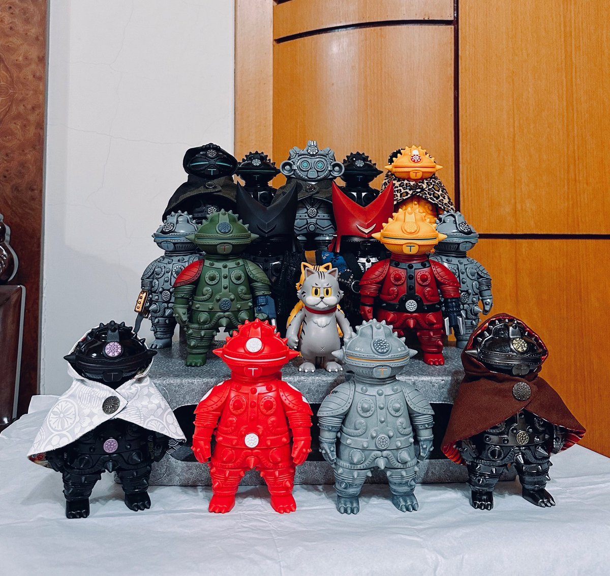 chiaming666's tweet photo. 我的收藏 遮光器土偶 🤖🌳
#ともだち初号機 #ともだち弐号機 #ともだち零号機 #髑髏師団 #髑髏小隊 #遮光器土偶 #土偶 #mozuku_paisen #モズクパイセン
#toky_sofubi #sofubi #ソフビ
#madeinjapan #toyart https://t.co/dJrDzXLsAX