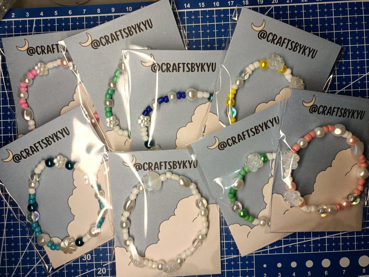 cessnairways's tweet photo. lfb beaded accessories https://t.co/FqOfTxEtj1