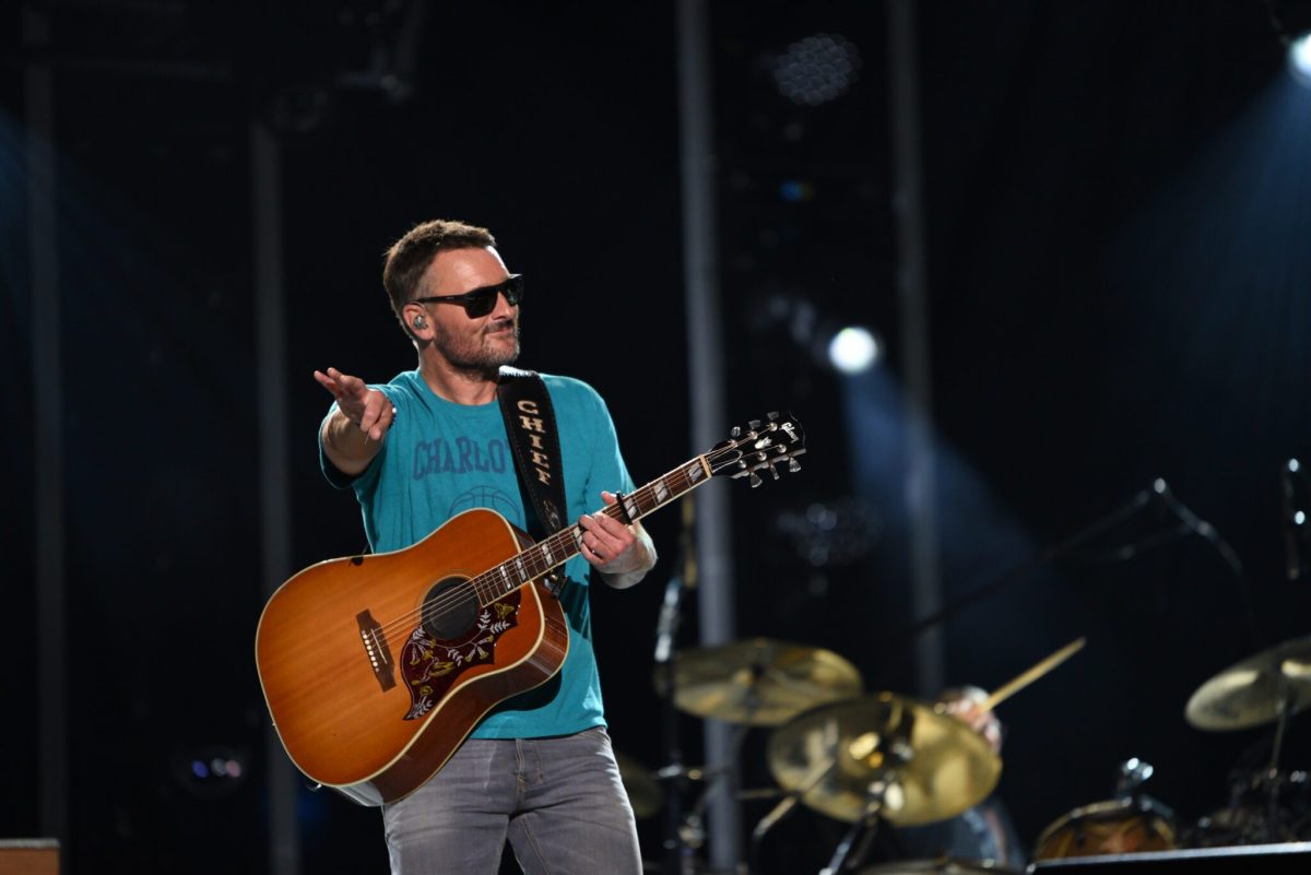 DavidChapaMusic's tweet photo. Fans Outraged After “Disappointing” Performance, Abrupt Ending From Eric Church At CMA Fest https://t.co/e1hmhvnNyM https://t.co/PxxHkitxEt