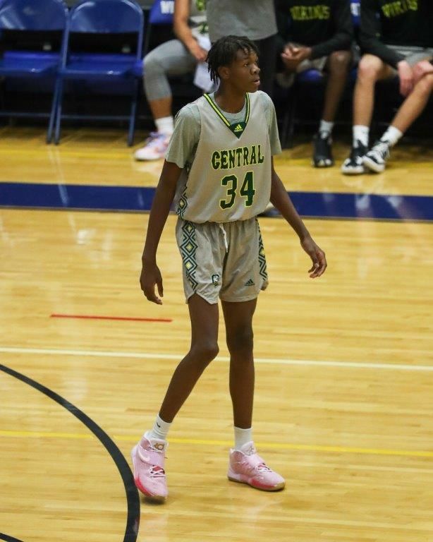 6'5 '24 @DesmondKentJr1 of @CCviking_BBALL has picked up several D2 offers this spring. Look for his stock to continue to climb. Still growning, Kent sports a 7'0 wing span; has improved/enhanced skill set. Should be a high priority for D1/D2 schools this July. #PhenomHSTeamCamp