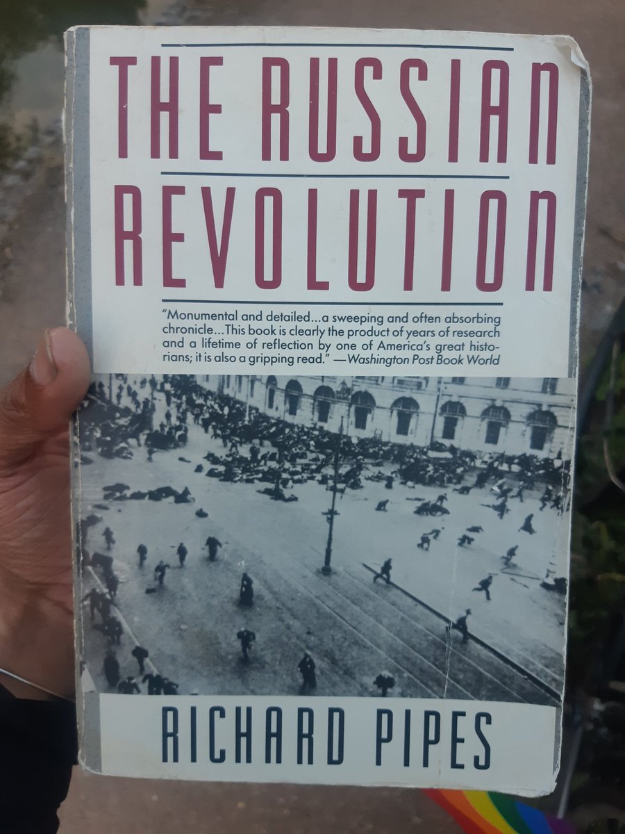 Pliny_1S's tweet photo. I went to #WolverhamptonPride and all I got was a book on the #RussianRevolution 🤣🤣.
I do hope a new revolution would sweep Tzar #Putin from power and giving true #Democracy to the people.
Democracies do not generally wage war against each other. #DemocraticPeace https://t.co/apfrm9Jz5r