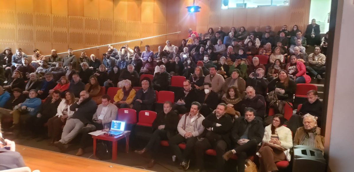 Fundación Socialdemócrata (@sdfundacion) on Twitter photo Agradecemos la masiva concurrencia y participación de Carolina Rojas, Fco. Vidal, Carolina Leitao, Esteban Valenzuela y <a href="/JaimeColomaT/">Jaime Coloma T.</a> en nuestra actv de diálogo en miras de construir y converger. #Socialdemócracia Agradecemos la masiva concurrencia y participación de Carolina Rojas, Fco. Vidal, Carolina Leitao, Esteban Valenzuela y <a href="/JaimeColomaT/">Jaime Coloma T.</a> en nuestra actv de diálogo en miras de construir y converger. #Socialdemócracia