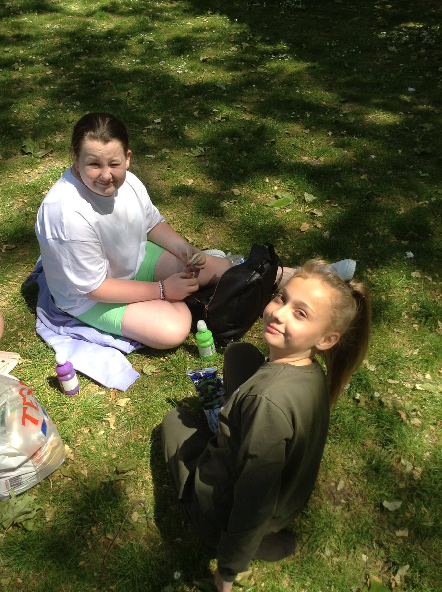Year 6 tweet media