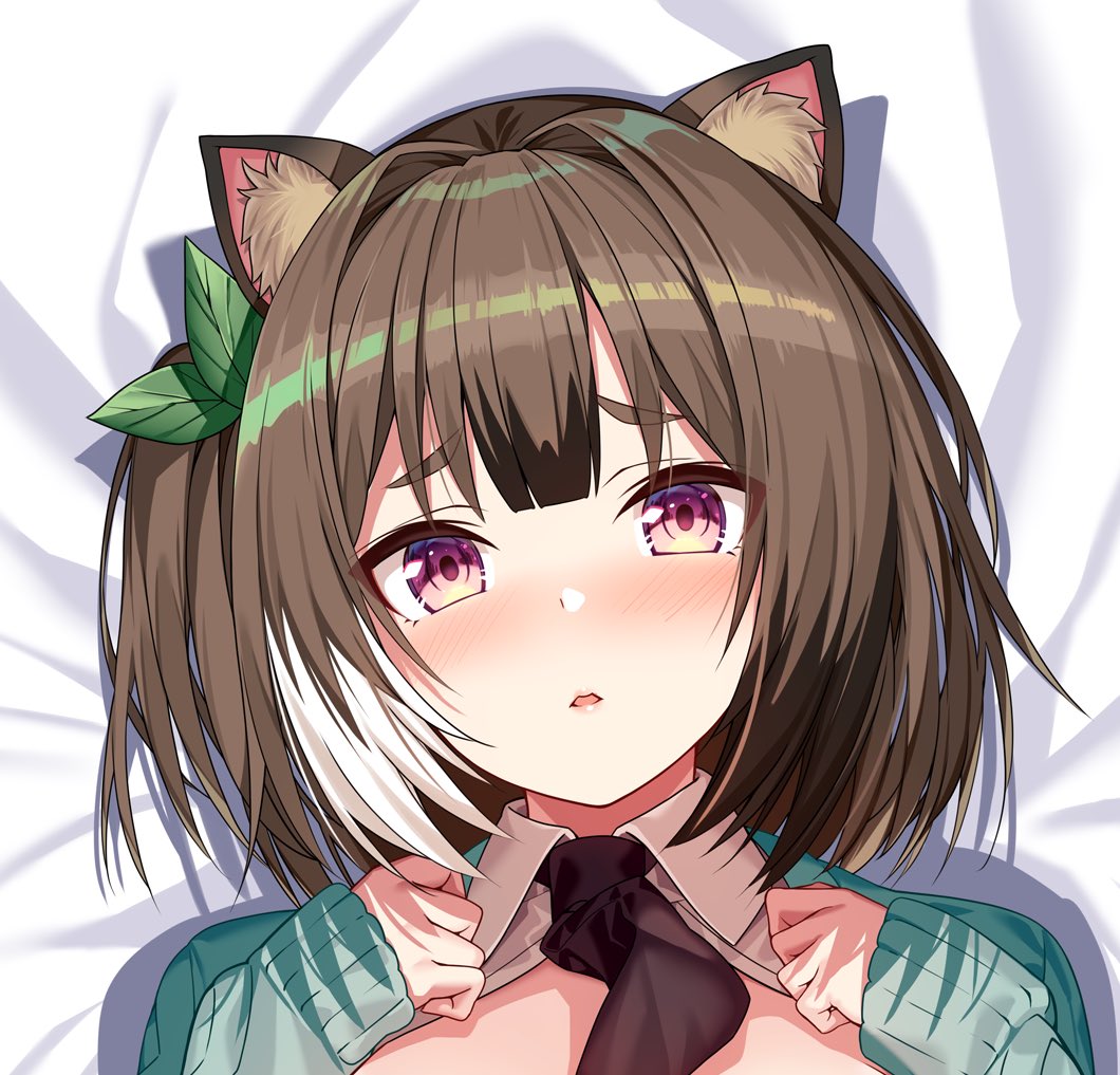 【予約受付中】
✍️あくせま先生描き下ろし

『郷狸まお』の抱き枕カバーが最登場!
ケモ耳と丸いお顔が可愛い🍃🐻

☑️ご予約は7/19まで♪
https://t.co/vRwMCQlODa 