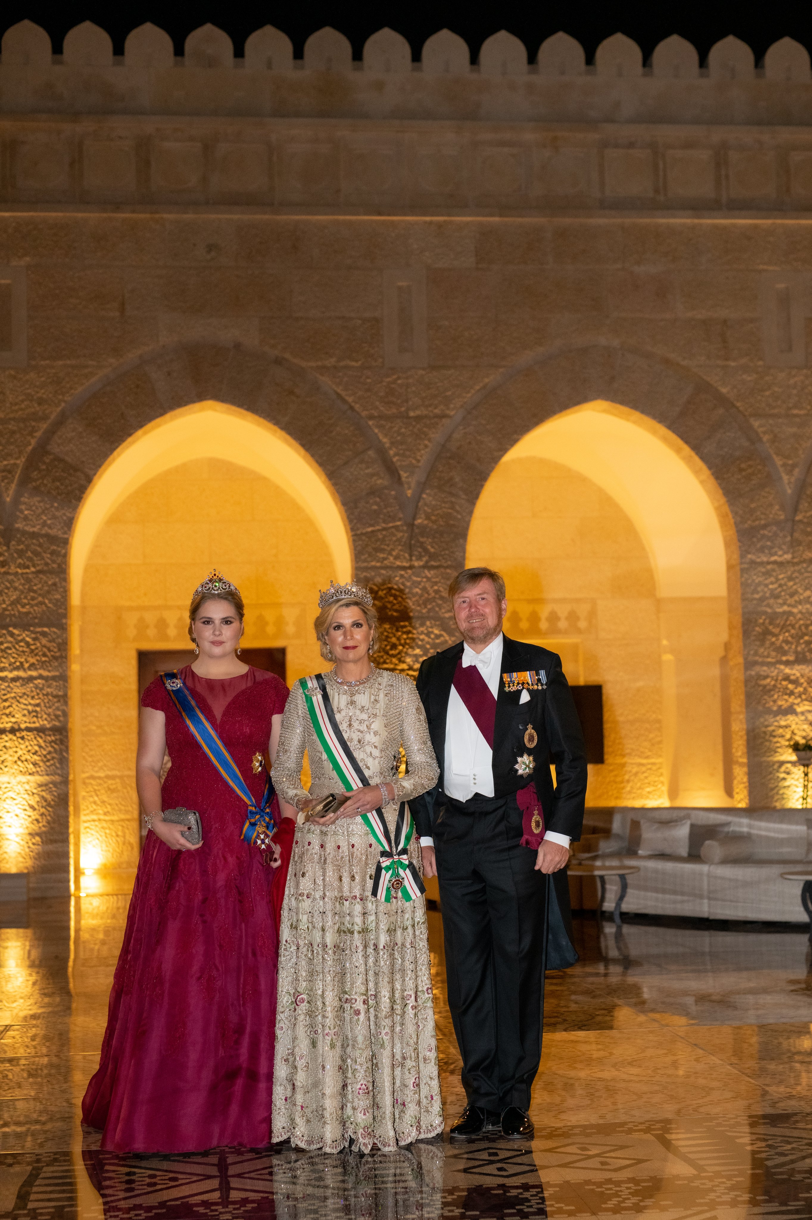 BODA REAL DEL PRÍNCIPE HEREDERO DE JORDANIA Y RAJWA AL SAIF - Página 8 FyWG1IeXgAEajLa?format=jpg&name=4096x4096