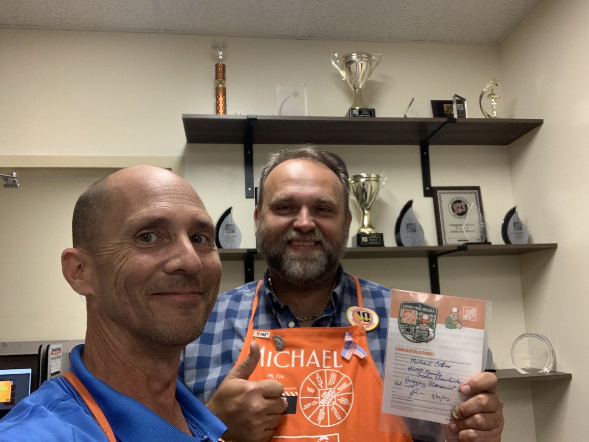 Tim Ramirez (@hdtimramirez) on Twitter photo The Man, The Myth, The Legend Michael CRUSHIN’ IT @ #6942Family ! You Go Sir!!! <a href="/TTChapman13/">Teresa Chapman</a> <a href="/kjacobs109/">Kim Jacobs</a> <a href="/DanielleLinz/">lindsey_danielle</a> The Man, The Myth, The Legend Michael CRUSHIN’ IT @ #6942Family ! You Go Sir!!! <a href="/TTChapman13/">Teresa Chapman</a> <a href="/kjacobs109/">Kim Jacobs</a> <a href="/DanielleLinz/">lindsey_danielle</a>