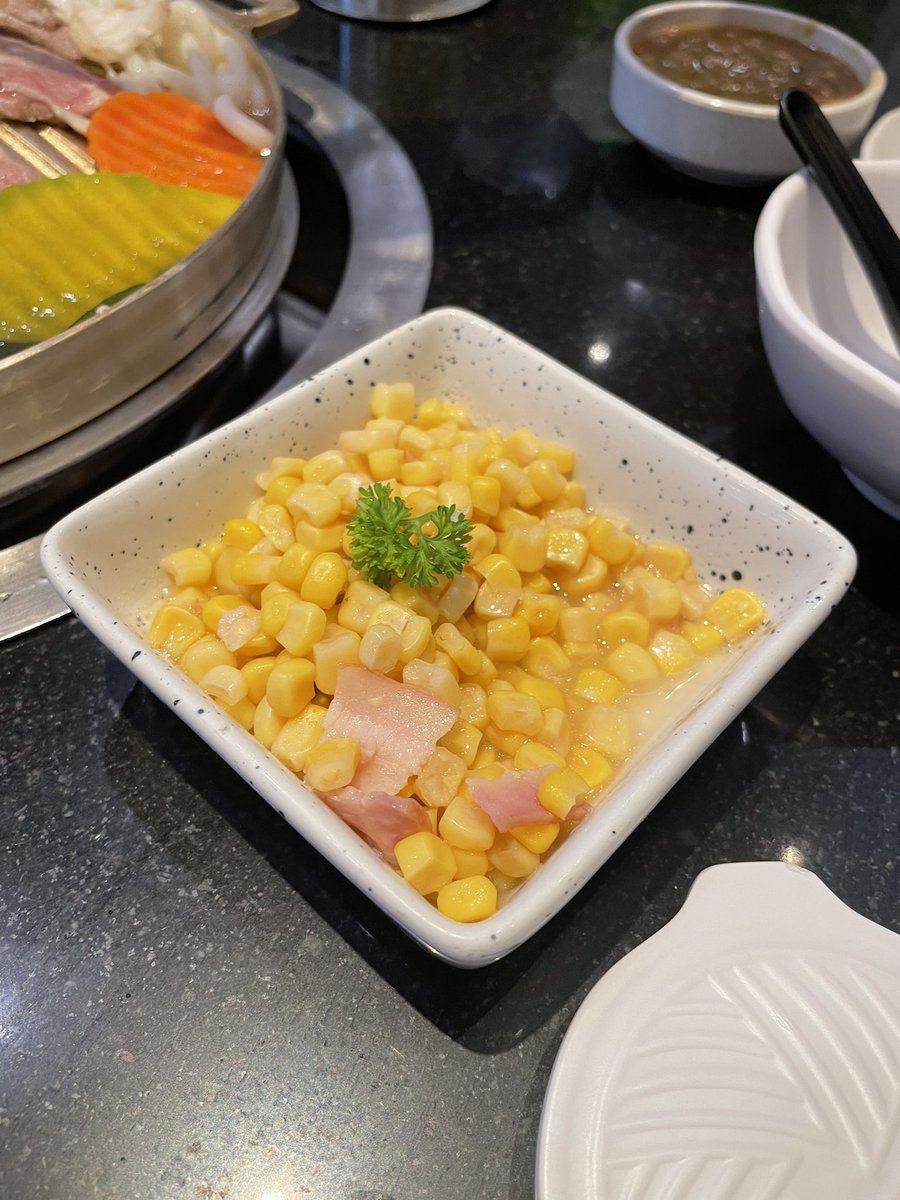 (+82)chew tweet media