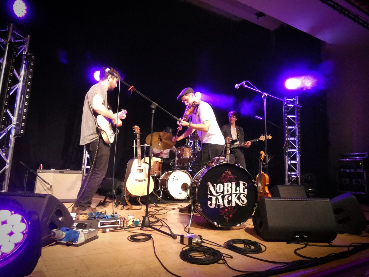 Good times with <a href="/Noble_Jacks/">Noble Jacks</a> at <a href="/devizesfestival/">Devizes Festival</a> last night!