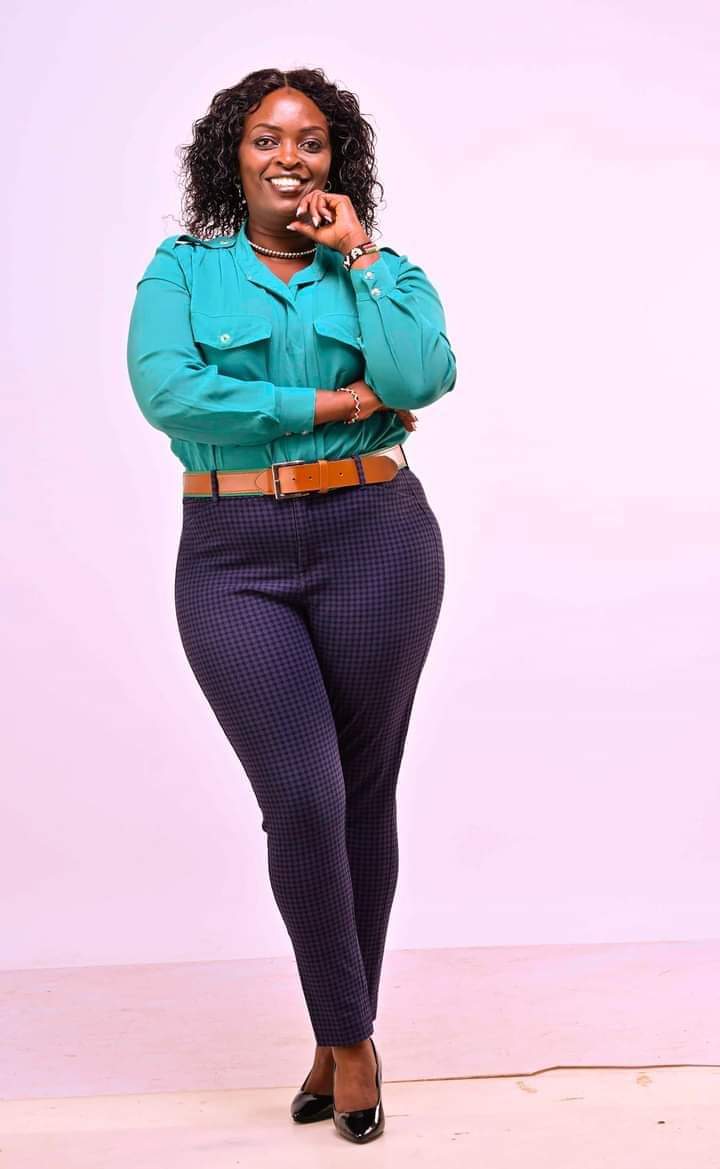 On Air! 
Cool choir hits to liven up your evening... 
#kwigarikagigatoreki with <a href="/juliekamau/">Julie Christopher🇰🇪🇰🇪</a>