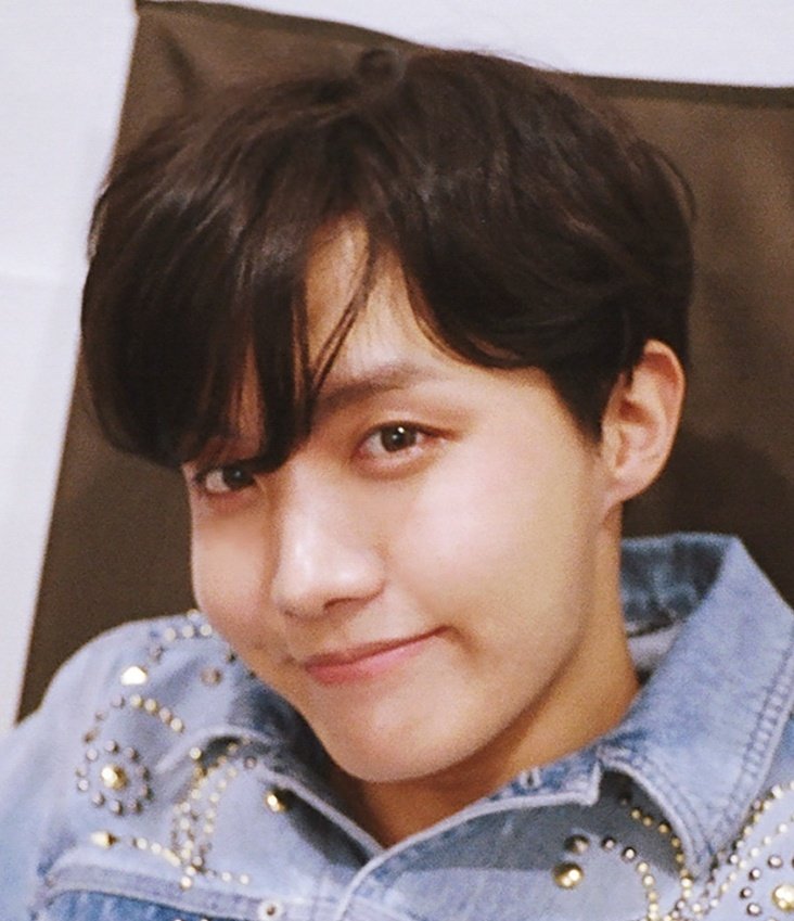 오모나 클났네‼️

아미슨생님들 
엠넷 엠카 사전투표 

Take Two 꼭 좀 부탁드립니다🙏

방송점수도 음반점수도 빵점이라
투표 넘무 중요해요

주무시기 전에 꼭 좀 부탁드려요🙏

(그나저나 우리 호비 넘무 이쁘죠💜