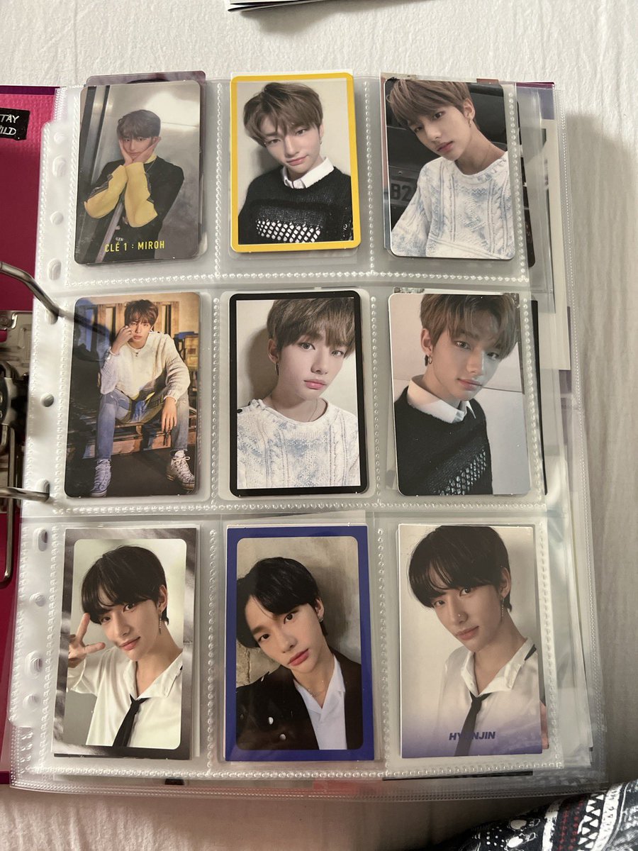 hwangover's tweet photo. accidentally deleted my selling post
PLS HELP RT
selling all my skz stuff so someone else can appreciate it a bit more 
if interested pls dm, it’s all QYOP (quote your own price)
based in Germany, so € as currency is preferred https://t.co/sbBTsV61Wj