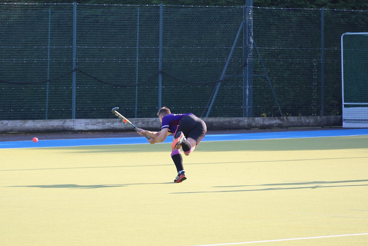 Will_Duffy13's tweet photo. Check out the new #graysGR10000 #hockeystick. Summer League with @Portsmouth_H_C. @GraysHockey 
#teamgrays #Fieldhockey  #fieldhockeyplayer  #hockeylife   #hockeyplayer  #lovehockey  #fieldhockeystick  #englandhockey https://t.co/zAO6x91anK