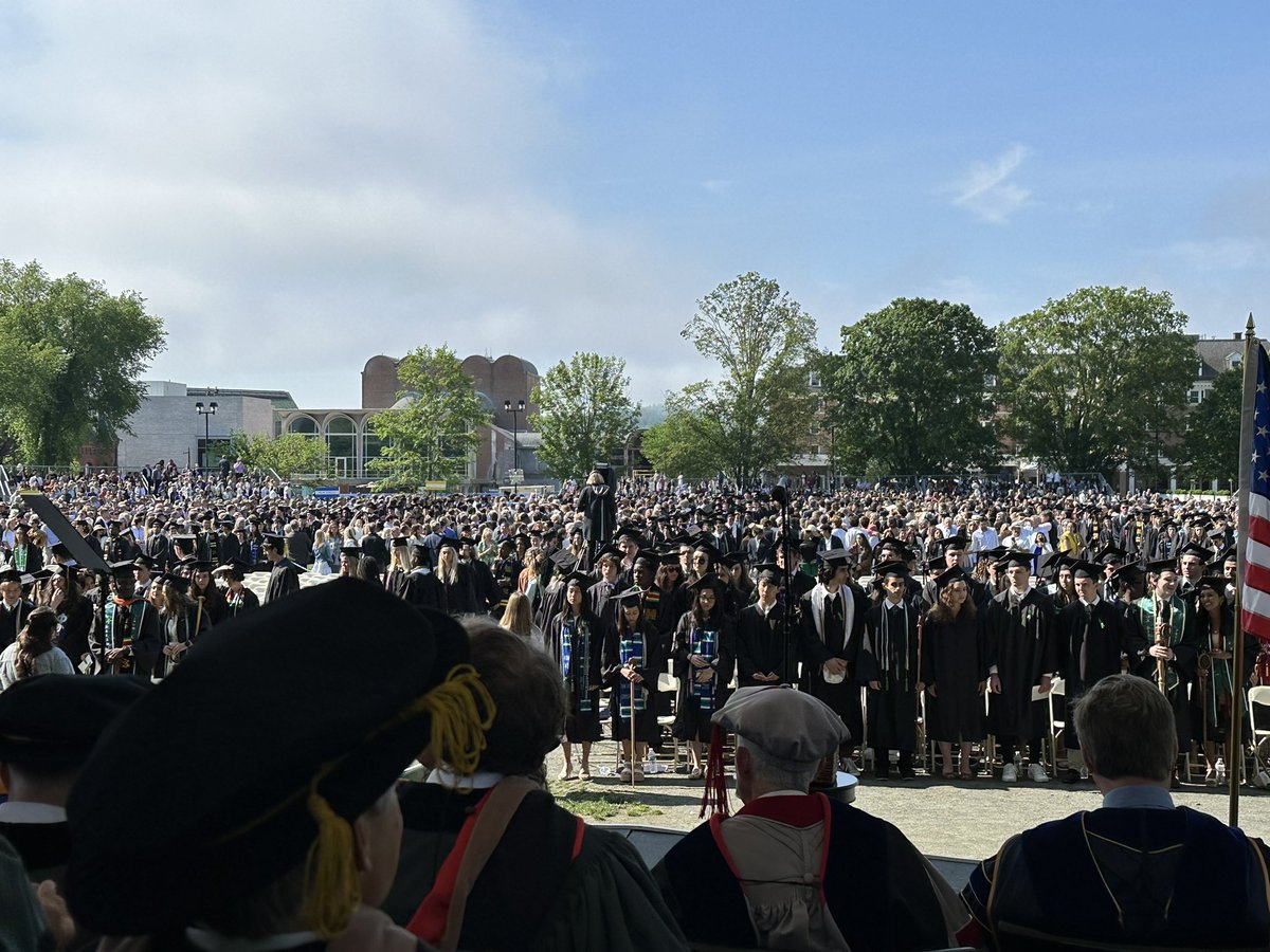 neal_katyal's tweet photo. A beautiful day in Hanover for @dartmouth commencement! Congratulations graduates and families!!! https://t.co/0Akzfkxr1O