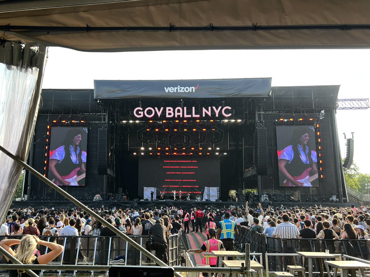 .<a href="/rinasawayama/">RINA SLAYWAYAMA</a> <a href="/GovBallNYC/">Gov Ball</a> #NewYorkCity #GovBallNYC