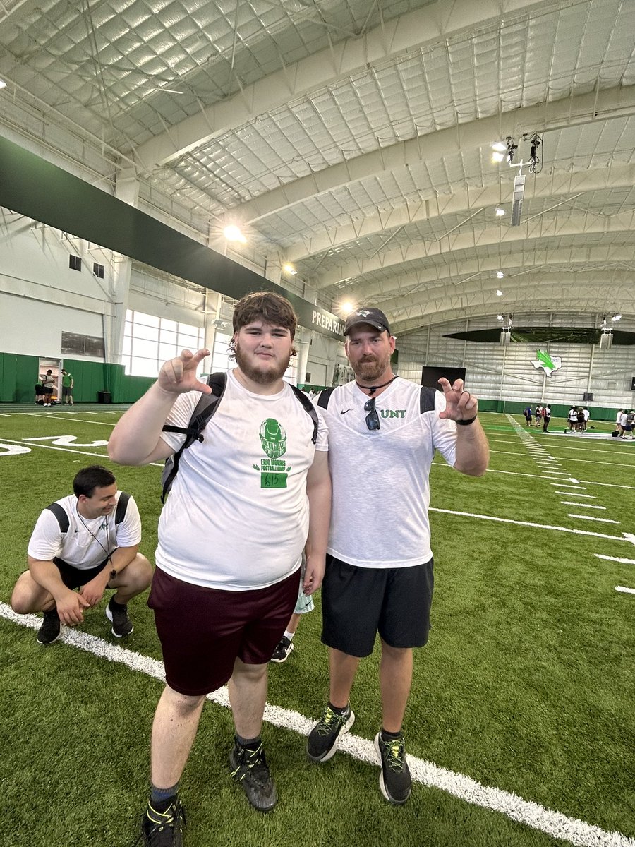 Thank you to <a href="/MeanGreenFB/">UNT Football</a> for the opportunity to compete and show my skills in front of many coaches also a special thank you to <a href="/TrustMyEyesO/">⭕️FFERTUNITY</a> for the invitation.. #PTP <a href="/JCastilloHFC/">Joe Castillo</a> <a href="/CoachB_John/">Brenndan Johnson</a>
