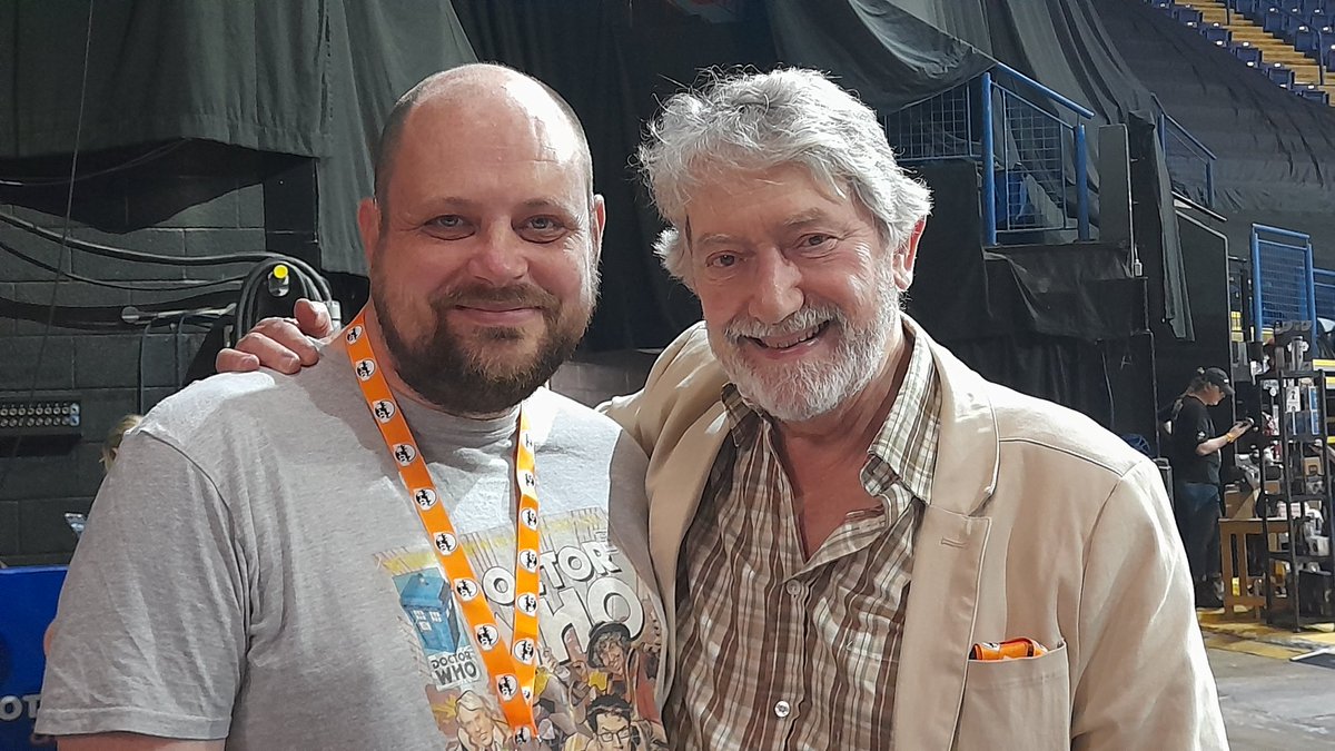dhevans77's tweet photo. Thanks to @emconcouk I got to meet #Knightmare's Treguard #HugoMyatt https://t.co/hw1Og0dQES