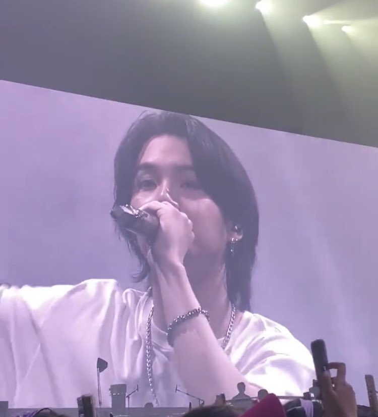 ครั้งหน้าถ้าผมได้มีโอกาสมาประเทศไทย ขอสัญญาว่าจะกลับมาให้ครบ 7 คนนะครับ 

                    — มิน ยุนกิ 2023 —