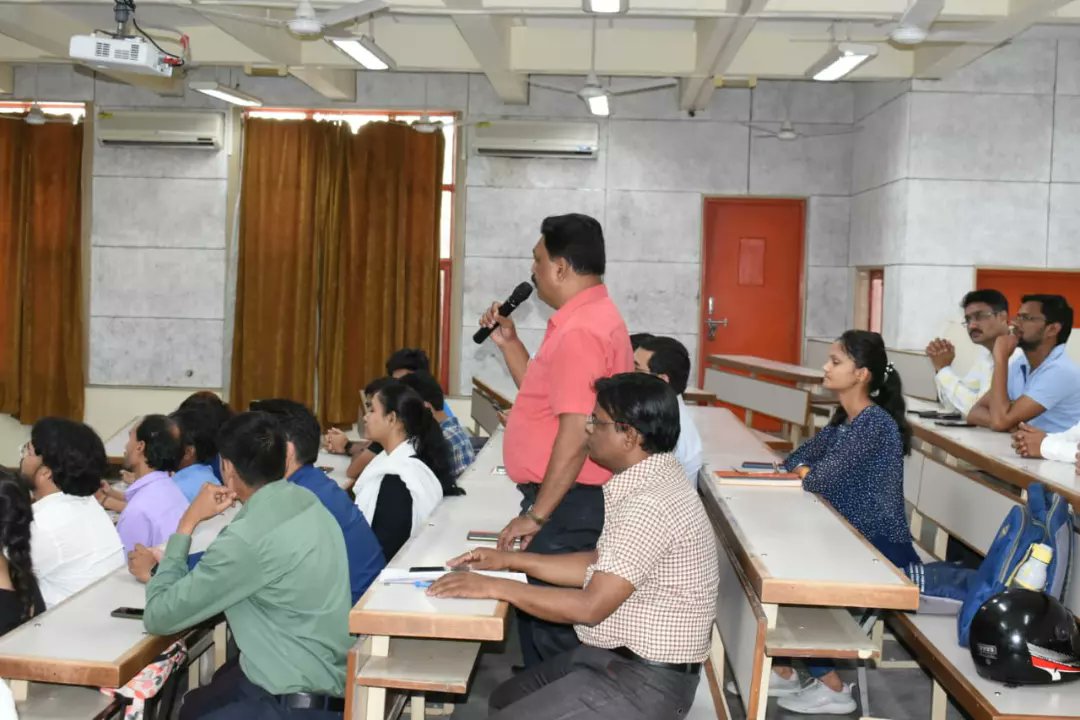 juet_official's tweet photo. Department of CSE conducted a one-week Teacher’s Training Programme (TTP) on “Artificial Intelligence and Cyber Security” in physical mode at JUET during June 05-09, 2023. This program was attended by 22 teachers from different schools.
#teacherstrainingprogram https://t.co/IU9C5ZP2td