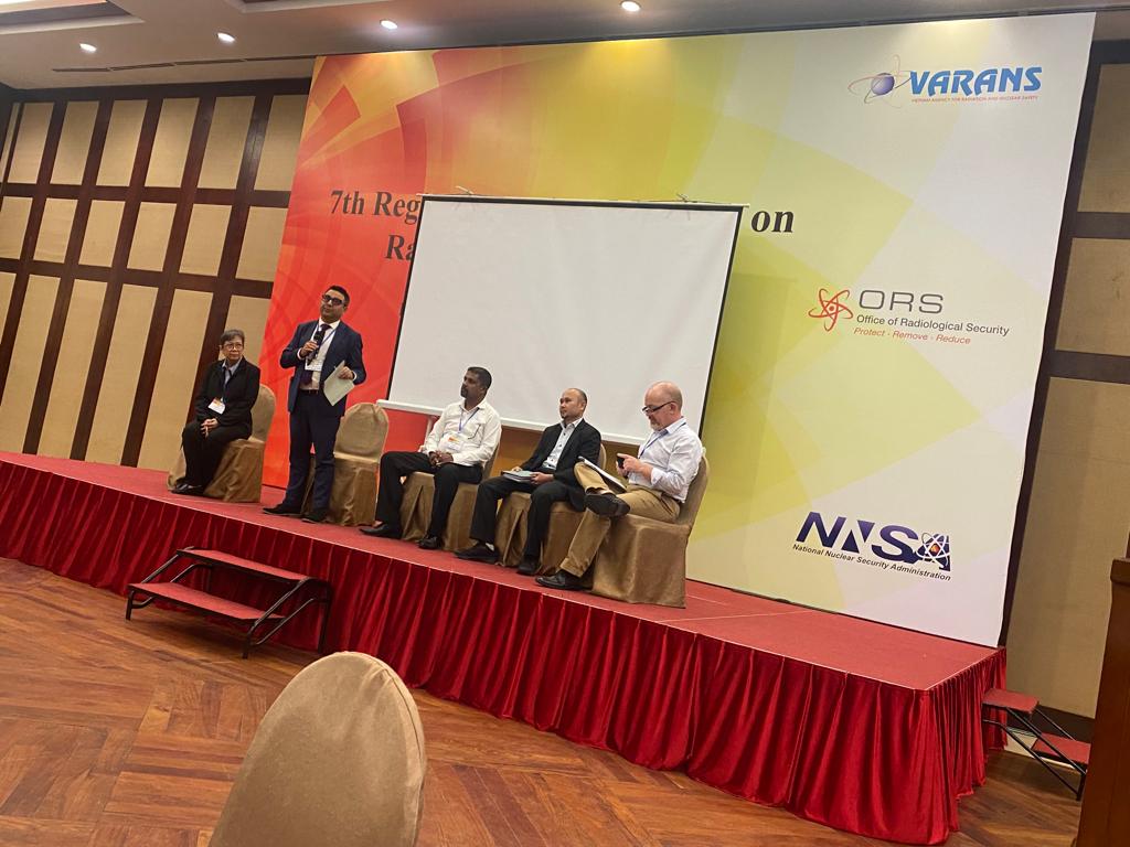 K_Adhikari's tweet photo. Wonderful people make place wonderful 😊 #alternativetechnology #security of #radioactivesources #ORS #NNSA #Danang #vietnam https://t.co/aBFR3YVX44