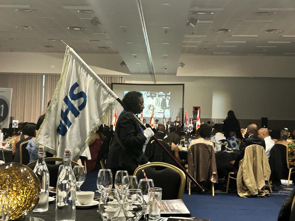 olgalwalters's tweet photo. #Windrush75 gala with @BarryPanton1 @RmnMark @RECOGNiZEONLINE #NHS75 Amazing #event @uhbtrust @BSol_ICS @RCNWestMids @ppvernon @SusanPriceRD #Feeling proud to have supported #GarryS & Co. Thank you @BSoLCNO 💕 https://t.co/OLdFG6Fig3