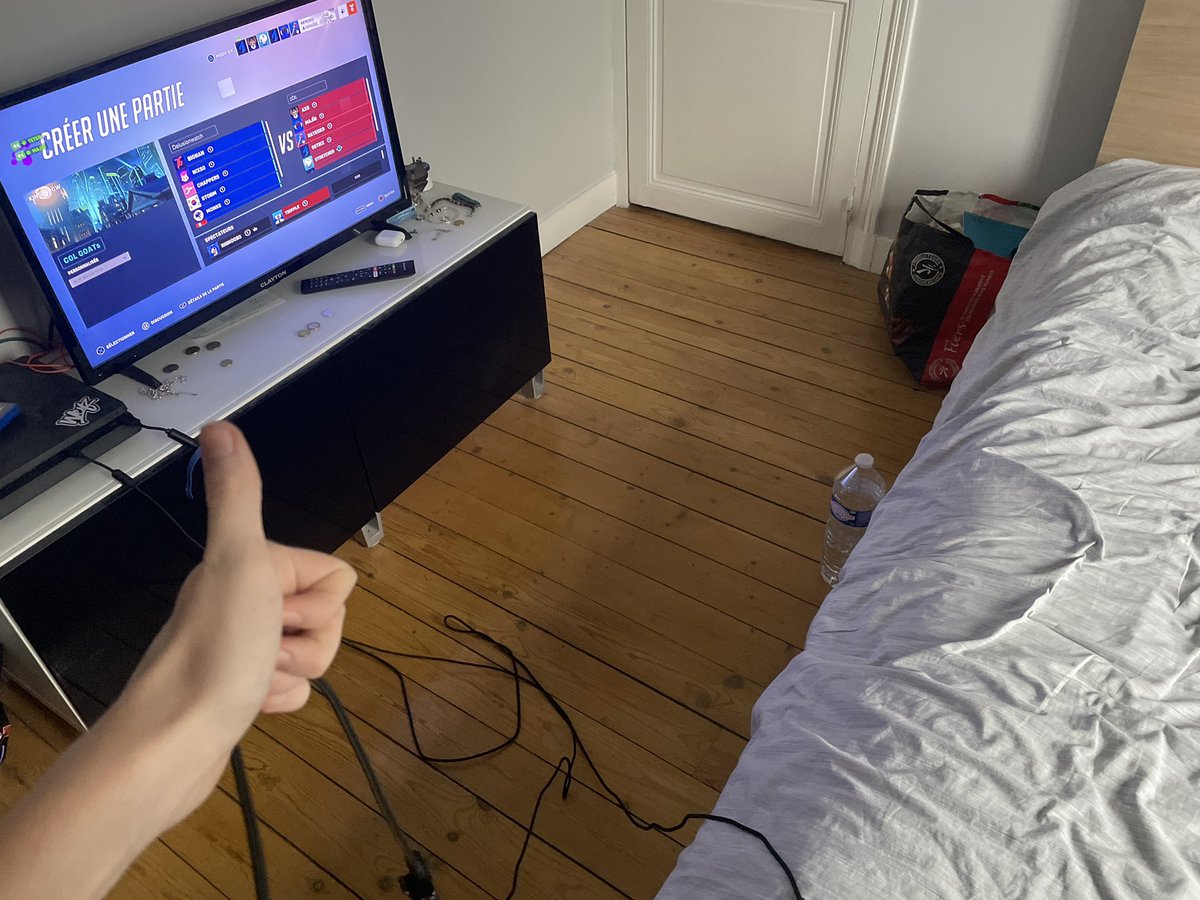 léo🍂 tweet media