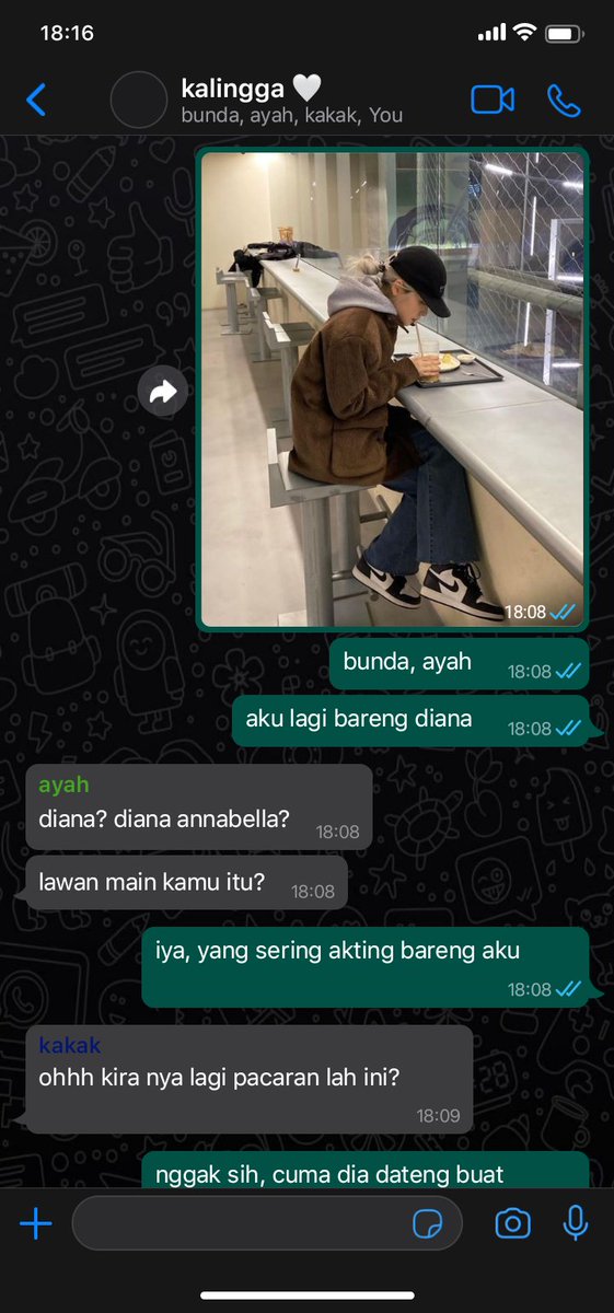َ tweet media