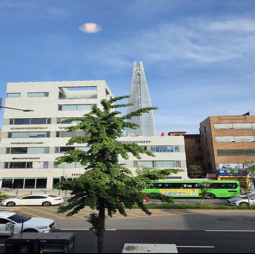 Sooho1979577's tweet image. 당신의 얼굴을 항상 햇빛 쪽으로 향하게 하십시오. 그러면 그림자가 당신 뒤에 떨어질 것입니다.