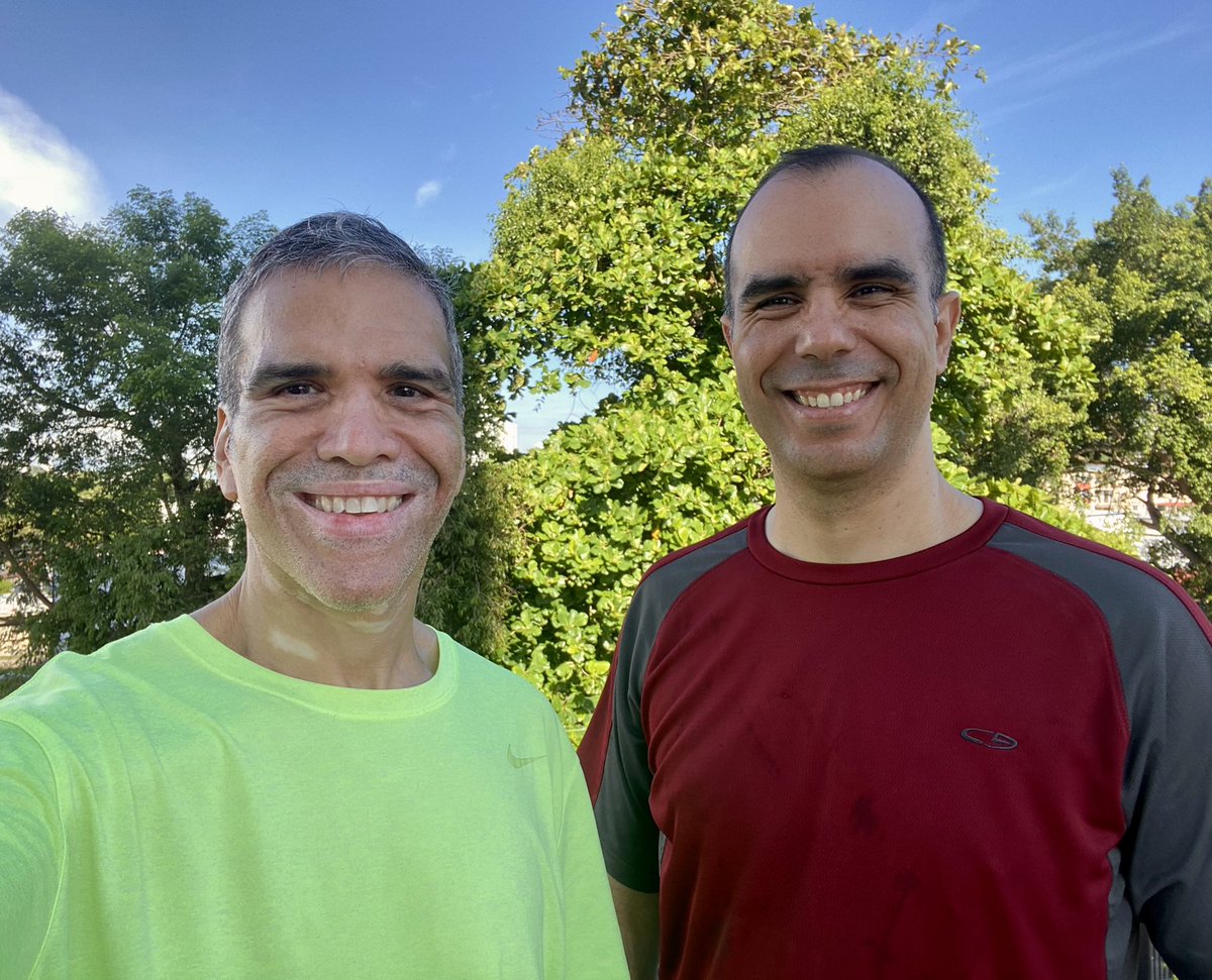 AdelsoPrieto's tweet photo. Caminata de Domingo matutina en @ParqueOmarPma en #Panama 🇵🇦 con mi amigo @juliovec  de  @KwinanaTech https://t.co/US2FFIWKr5