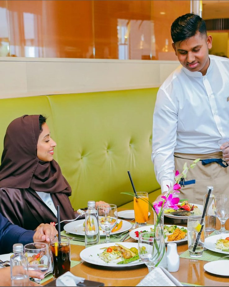 Gather around the table and share a delightful feast with friends and family at Teatro's Friday Brunch. With our mouth-watering dishes and lively atmosphere, it's the perfect way to spend your Friday afternoon.