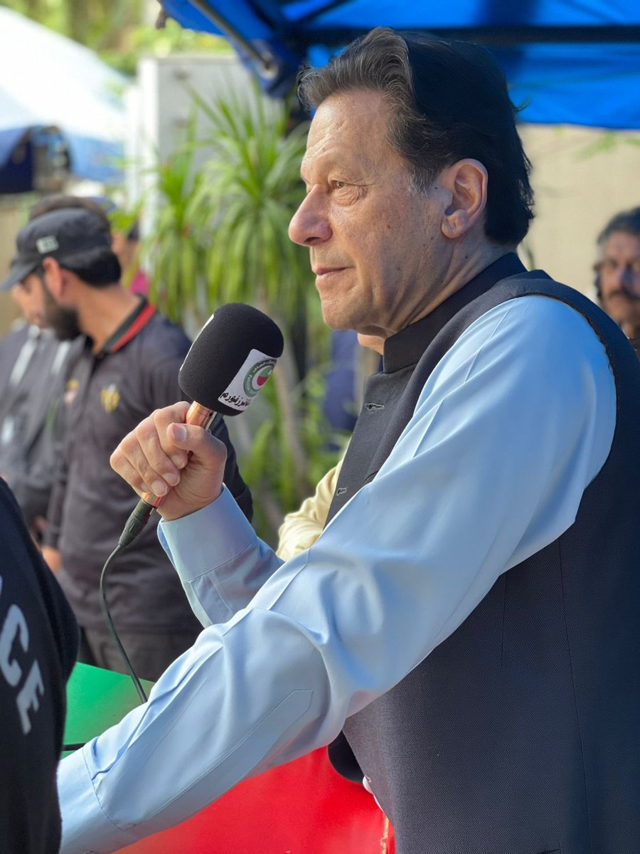 ماہ نور ملک tweet media