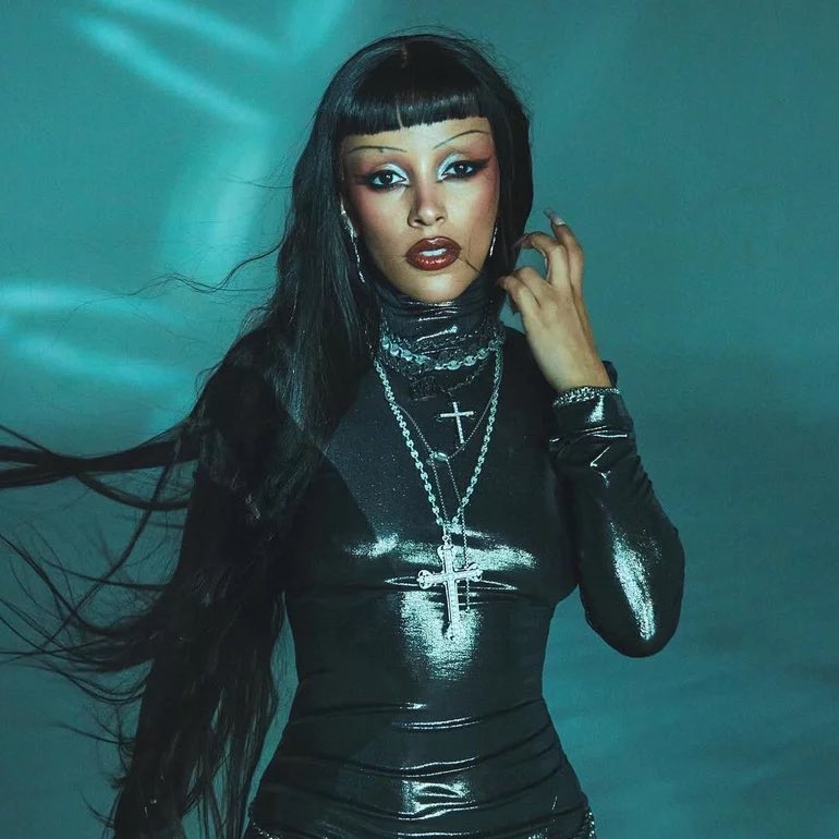 Buzzing Pop on Twitter "Doja Cat appears to be counting down the days