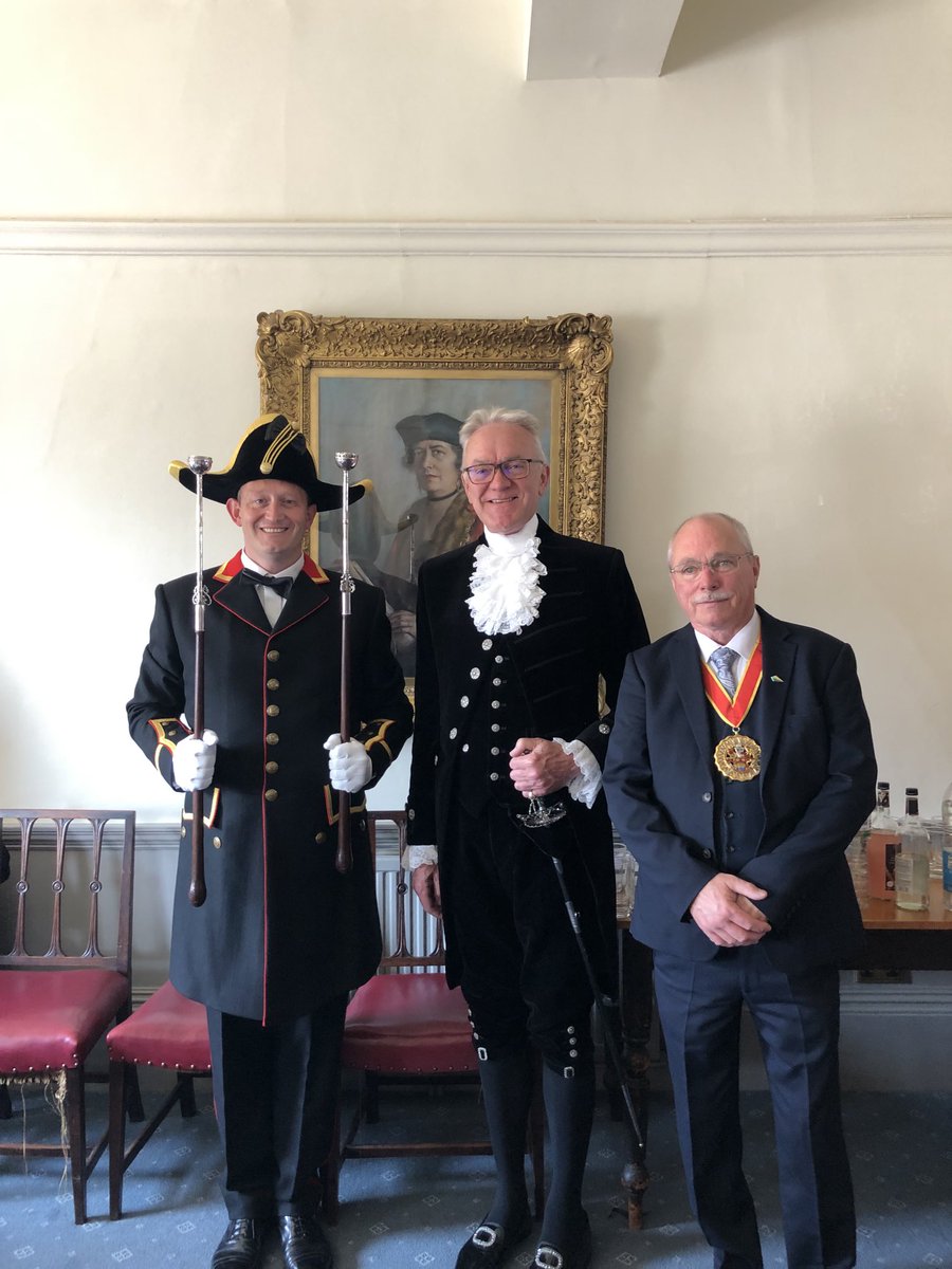 #suffolkhighsheriff Never too hot in Southwold. Thank you to Mayor @SouthwoldTown⁩ for wonderful service & celebration of community volunteering ⁦@LowestoftMayor⁩ ⁦@ChairSCC⁩ ⁦⁦@ecjc⁩ DL @stedmundssouthwold Might have to change for the beach later!