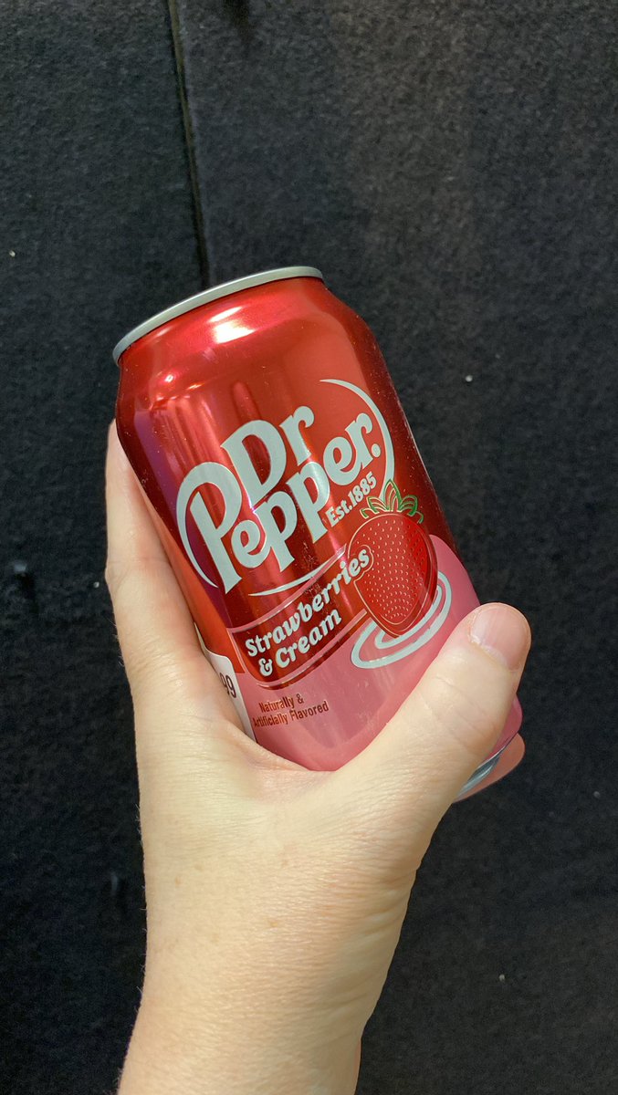 hmv_Warrington's tweet photo. Crazy hot today! Come and grab a #drpepperstrawberry  🍓 delicious 😋 @drpepper #americansweets @GoldenSquareUK https://t.co/kT3xTNkb38