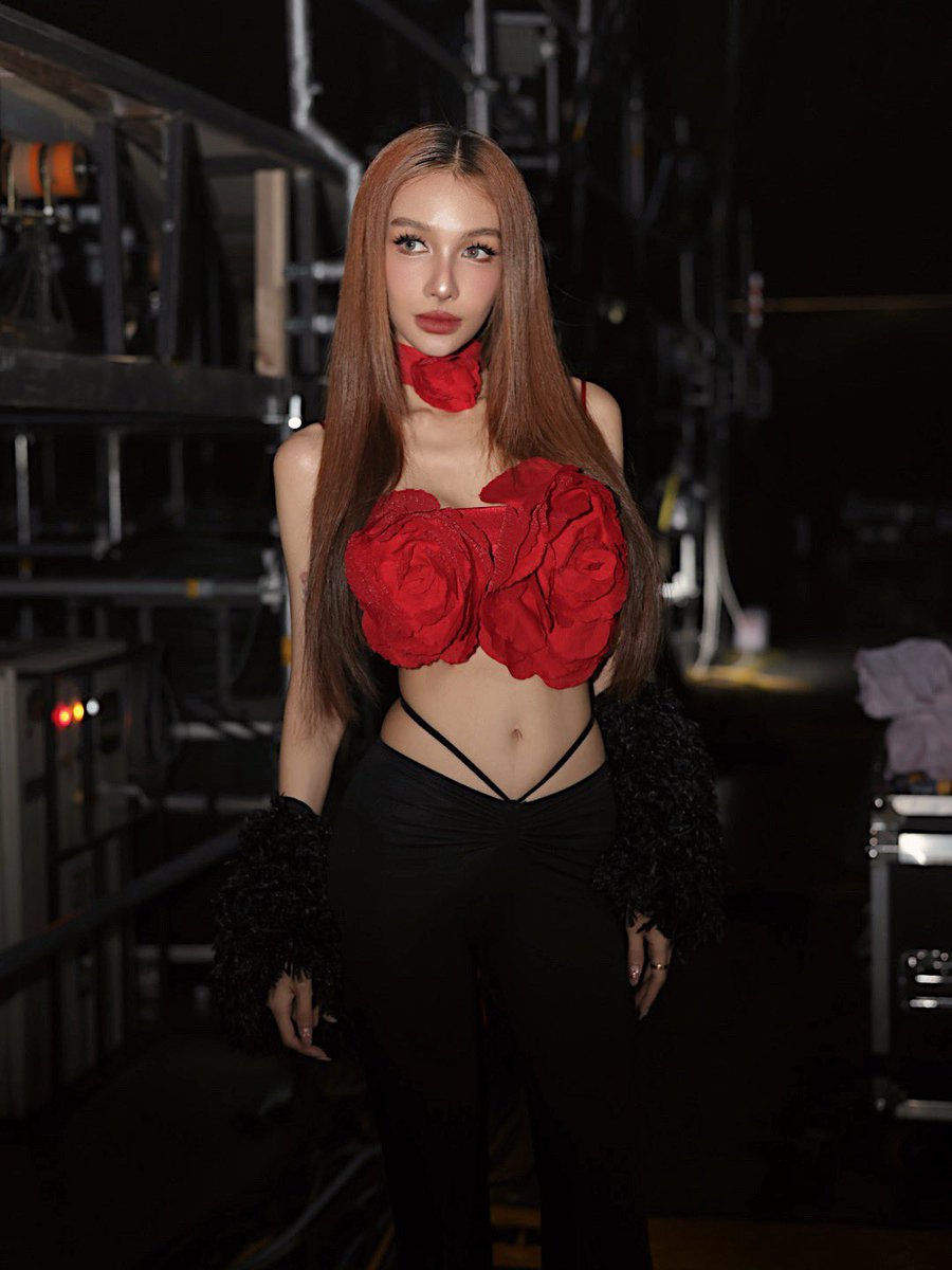 bowkylionn's tweet photo. 🥀 https://t.co/MxaqwWyKYa