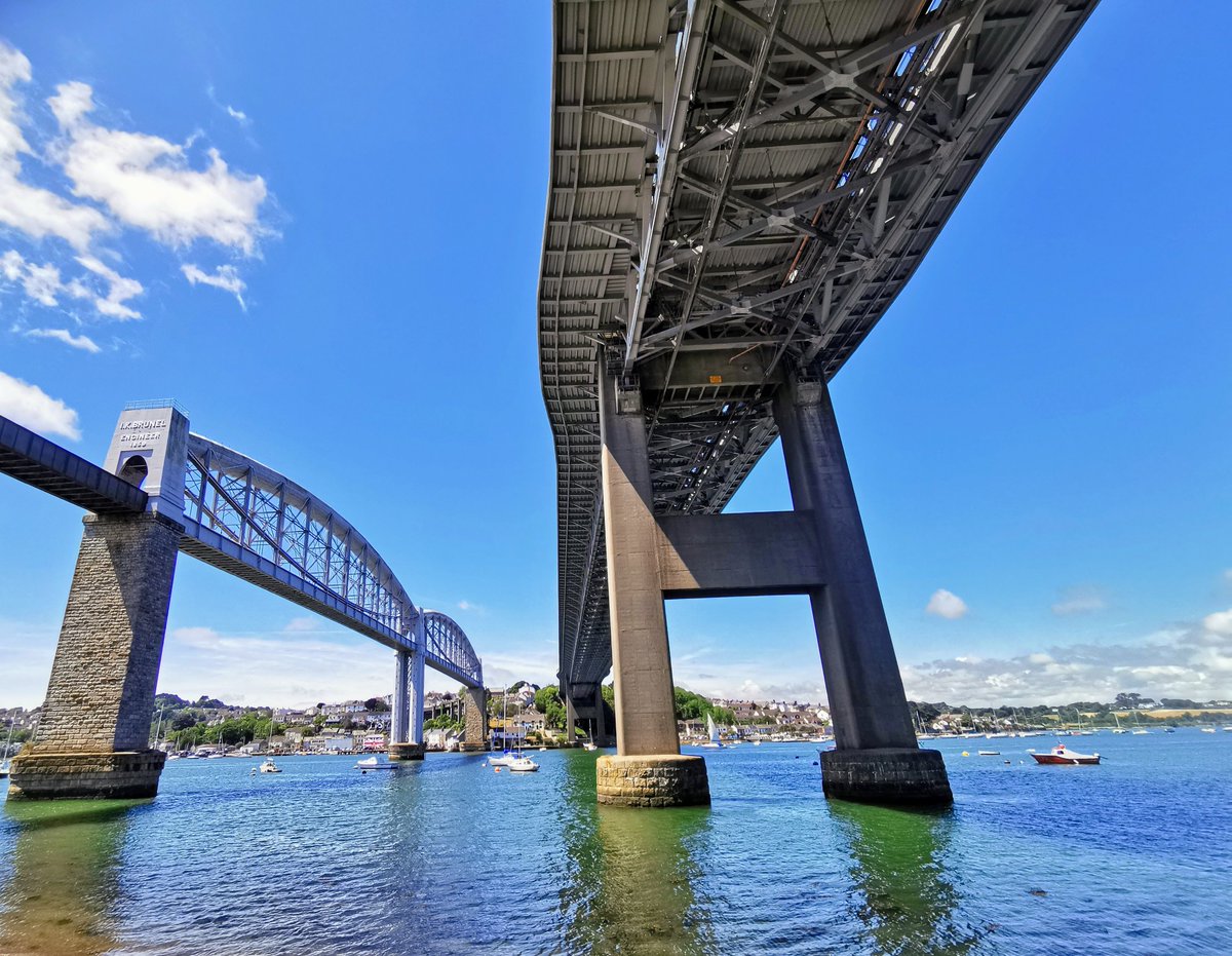 JackieGMs66's tweet photo. Under the bridge @bridgingtamar #brunelbridge #TamarBridge #blueskies #Plymouth #summer #Sunday @britainsocean https://t.co/erLH67BeSb