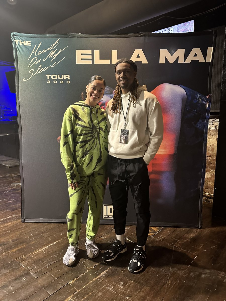 StephonBoss's tweet photo. @Joel_Boii &amp; @ellamai 🔥 https://t.co/Tm7P7AyHwN
