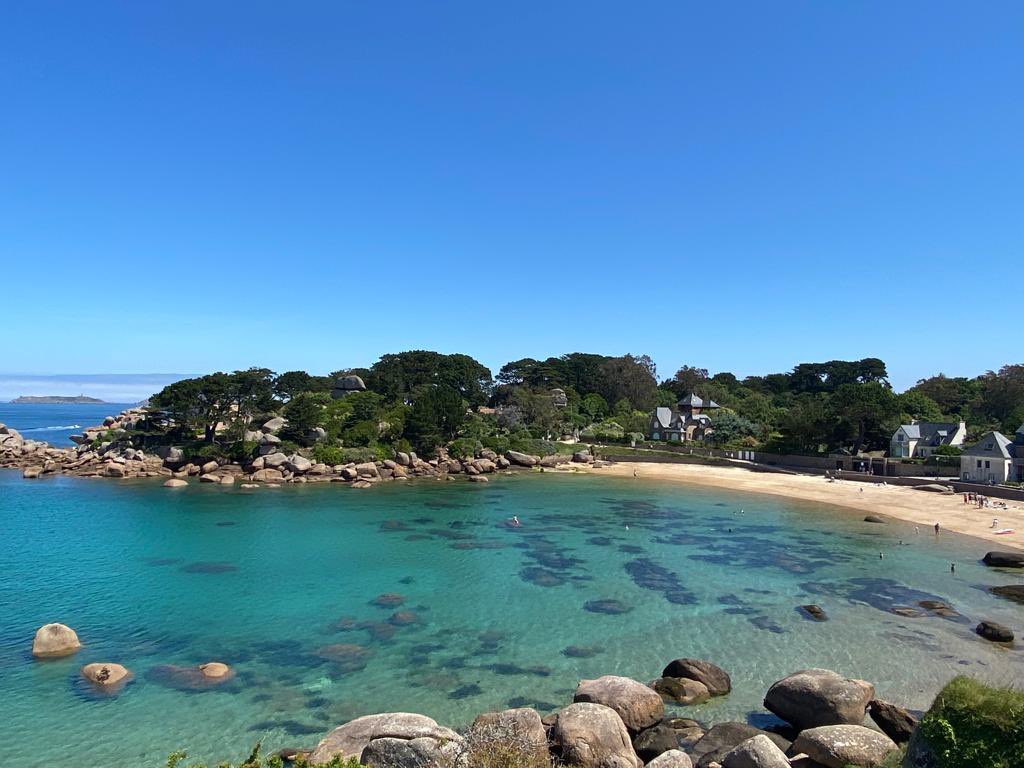 #Bretagne #PerrosGuirec #Ploumanach 
Saint-Guirec ce dimanche midi