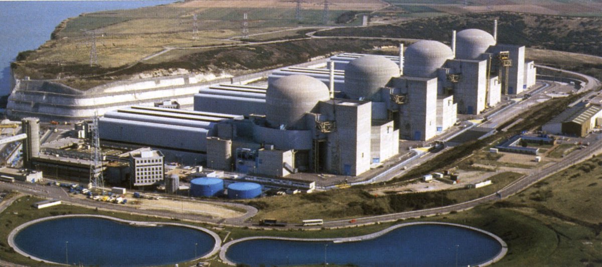 earthrally's tweet photo. European Union countries will try again next week to pass a deal on new renewable energy targets, which have been stalled by concerns from France and other states that the law sidelines nuclear energy. #Climatechange #energy #EU #France #climatetarget

https://t.co/coUhefoiuq https://t.co/bhadgm2O3A